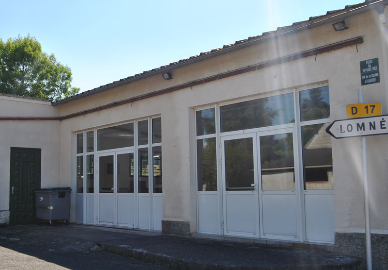 Location salle des fêtes de Prat